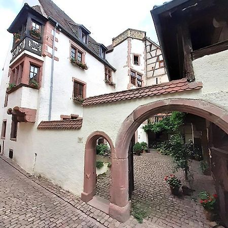 Adrihof A Riquewihr, Cour De L'Abbaye D'Autrey Bed & Breakfast Eksteriør bilde