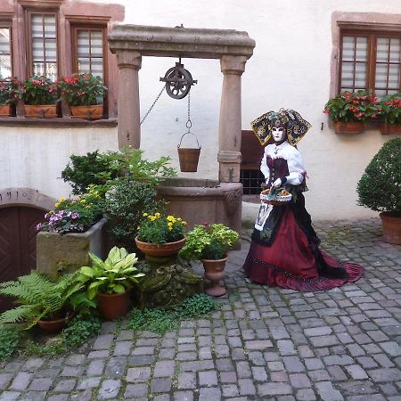 Adrihof A Riquewihr, Cour De L'Abbaye D'Autrey Bed & Breakfast Eksteriør bilde